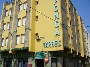 Anglés Hostal Tarres מראה חיצוני תמונה